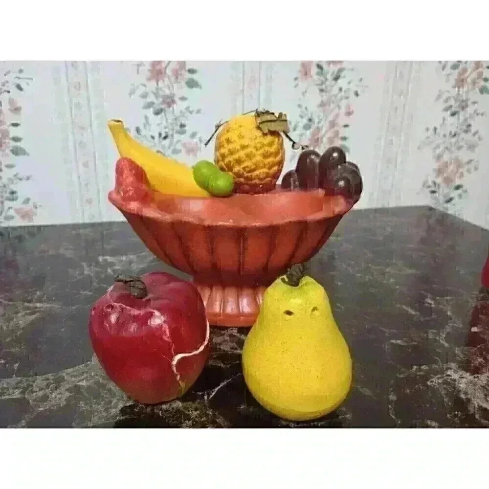 Fruit Bowl Salt & Pepper Shakers Hand Painted Ceramic Japan Thanksgiving Harvest
